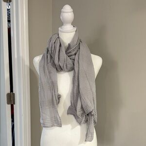 Banana Republic Gray Scarf